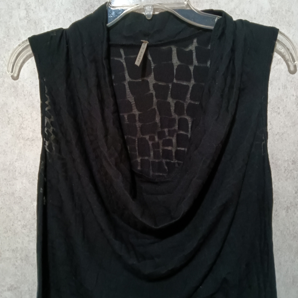 Nine 1 Eight black sleeveless cowl neck sheer cheetah print blouse size large